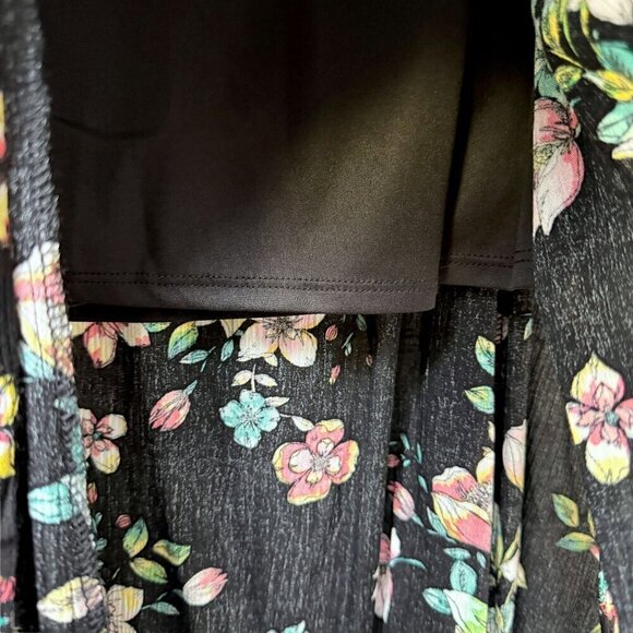 No Boundaries Maxi Skirt Size XL High Slits with Shorts Black Floral NWOT - Picture 7 of 10
